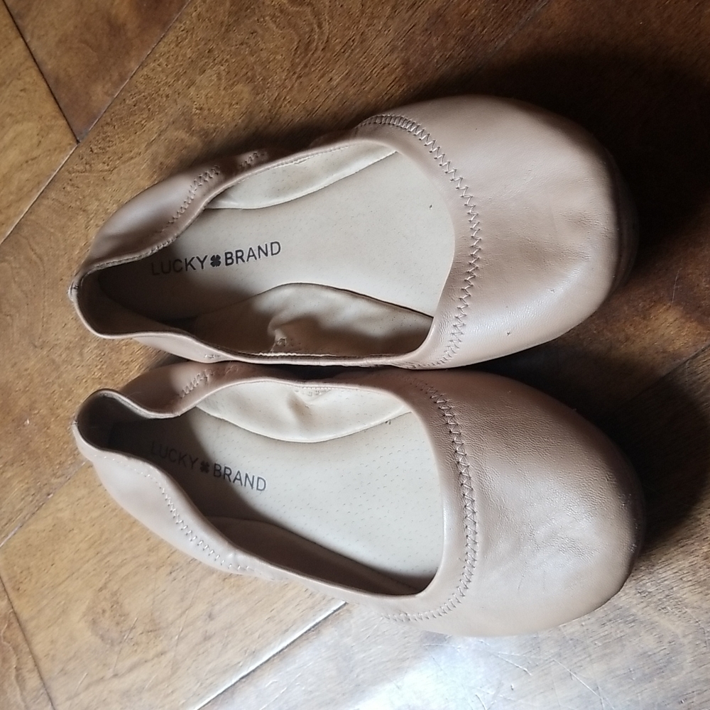 EUC Lucky Brand Ballet Flats